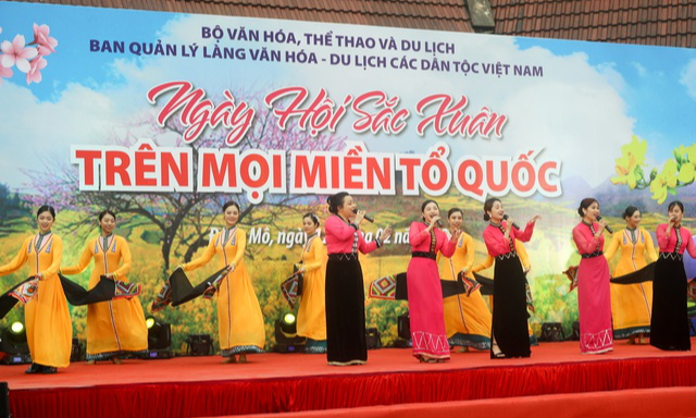 Những mô hình văn hóa truyền thống trong cộng đồng dân tộc thiểu số: Gắn kết di sản với đời sống và phát triển bền vững