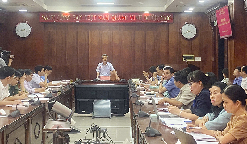 Hội nghị báo cáo viên Thành ủy tháng 4/2025