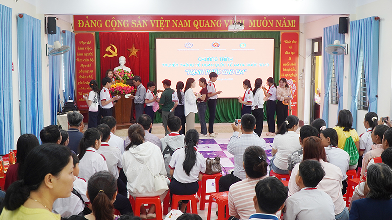 Gắn kết gia đình qua chương trình “Hạnh phúc cho em” hưởng ứng Ngày Quốc tế Hạnh phúc