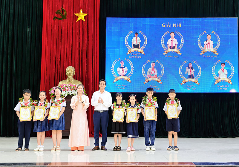 Phú Xuân: Trao giải Cuộc thi Sáng tạo thanh thiếu niên, nhi đồng lần thứ Nhất năm 2026