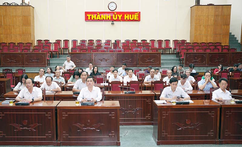 Hội nghị nghiên cứu, học tập, quán triệt và triển khai thực hiện Nghị quyết Đại hội XIV của Đảng cho các cơ quan báo chí, xuất bản và đại biểu văn nghệ sĩ, trí thức