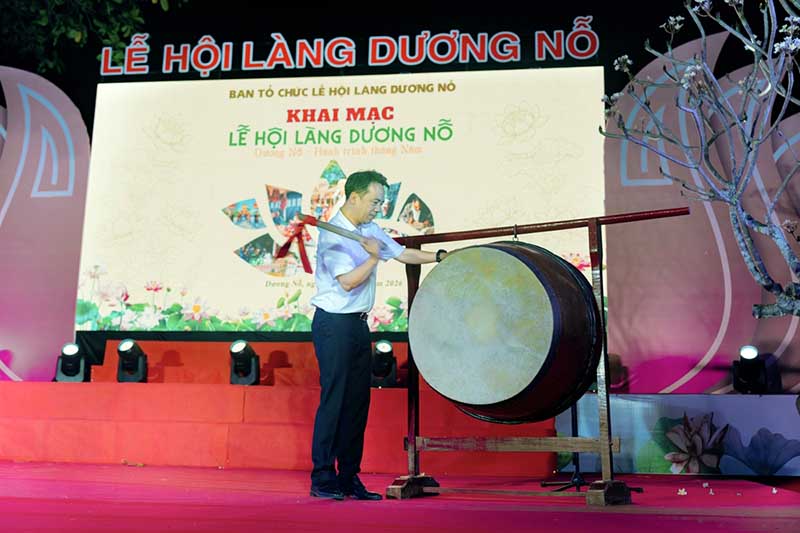 Khai mạc Lễ hội “Dương Nỗ - Hành trình tháng Năm”