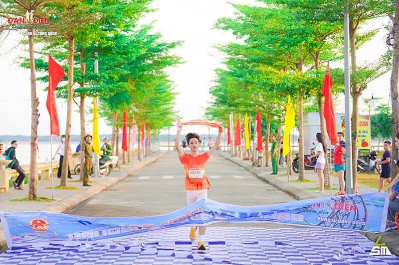 Hơn 1.500 người tham gia Giải chạy vì cộng đồng năm 2026 “Đan Điền – Điểm đến du lịch”