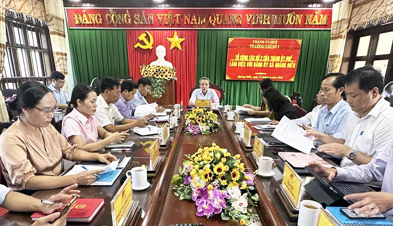Tổ công tác của Thành ủy Huế làm việc với Ban Thường vụ Đảng ủy xã Quảng Điền